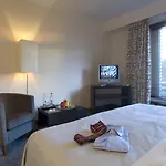 ラディソン ブルー セナター 5*