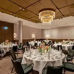Radisson Blu Senator Hotel, 5*