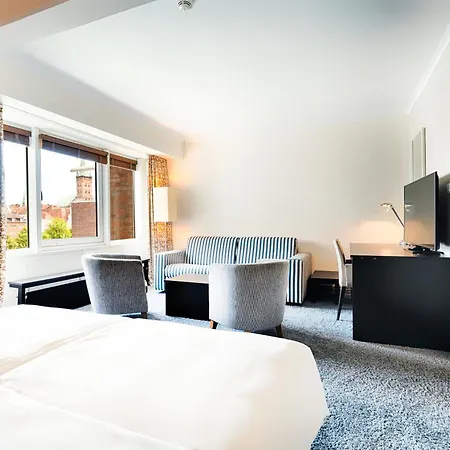 Otel Radisson Blu Senator Hotel,
