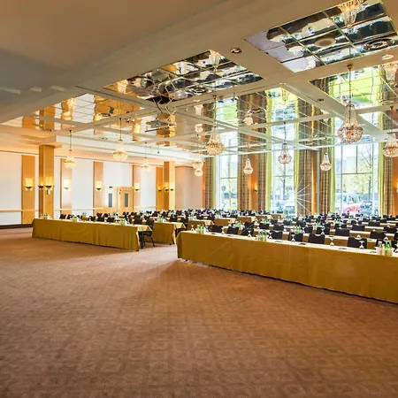 Otel Radisson Blu Senator Hotel, 5*