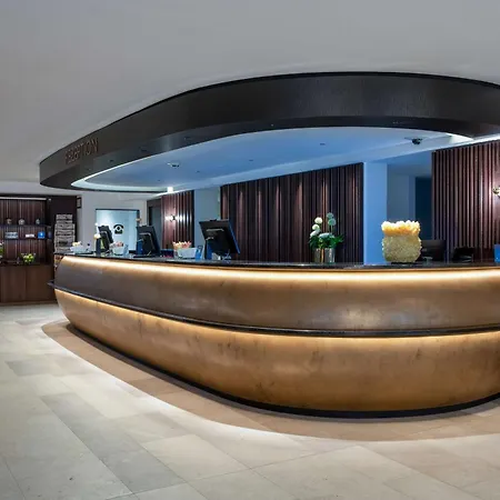 Otel Radisson Blu Senator Hotel,