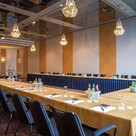 Radisson Blu Senator Hotel, 5* Lübeck