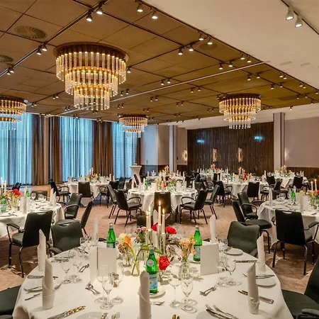 Radisson Blu Senator Hotel, Hotel Lubeka