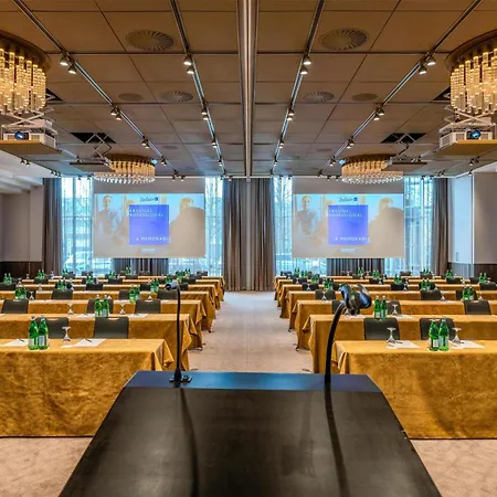 Hotel Radisson Blu Senator Hotel,