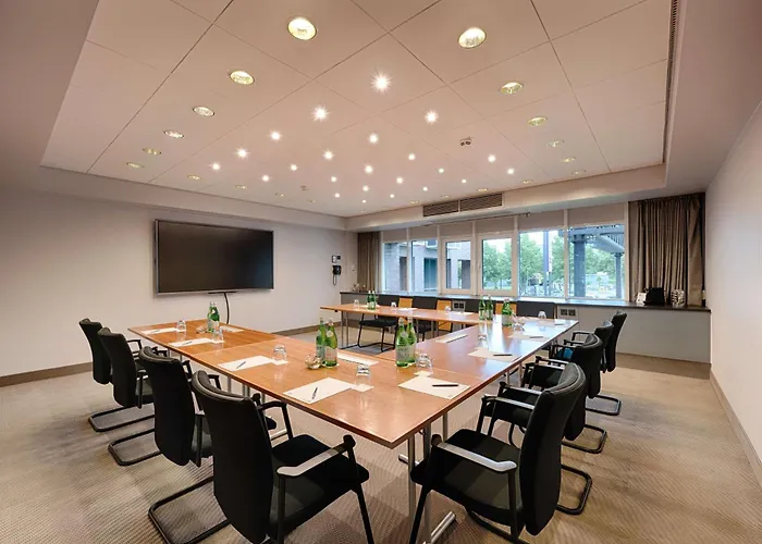 Radisson Blu Senator Hotel, 5*