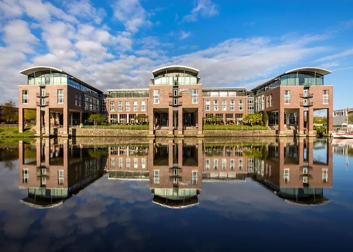 Radisson Blu Senator Hotel, 5*