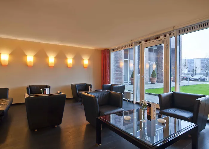 Radisson Blu Senator Hotel, 5*