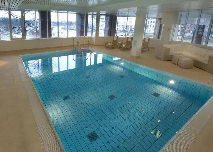 Radisson Blu Senator Hotel, Hotel