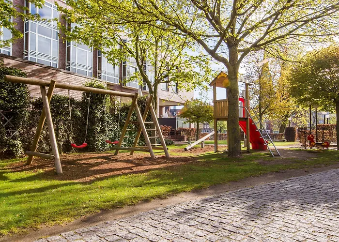 Radisson Blu Senator Hotel, Hotel