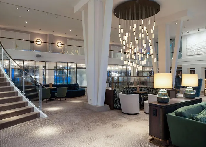 Radisson Blu Senator Hotel, Hotell 5*