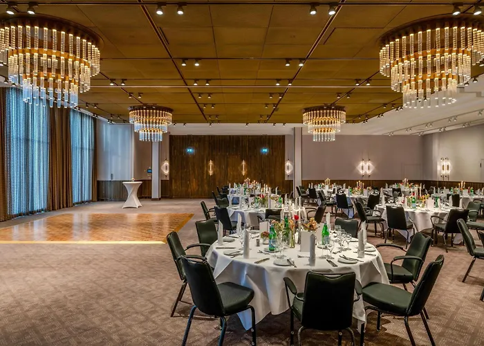 Hotell Radisson Blu Senator Hotel,