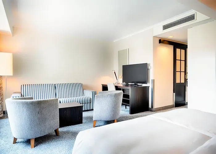 Radisson Blu Senator Hotel, Hotell Lübeck