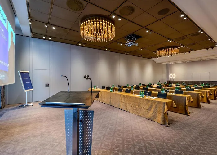 Radisson Blu Senator Hotel,