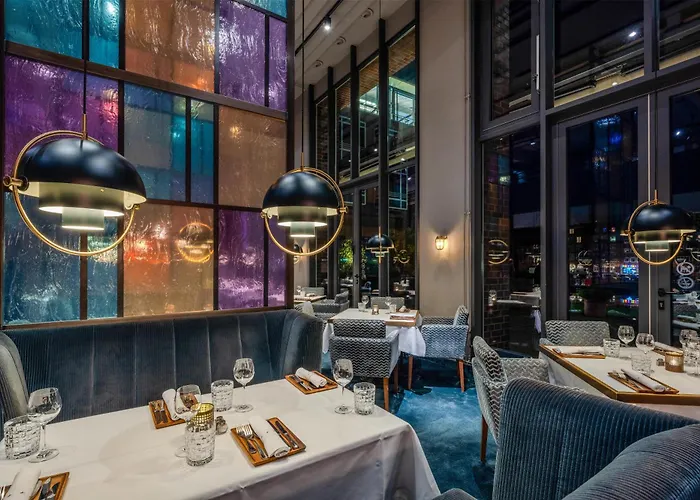 Radisson Blu Senator Hotel, Hotel 5*