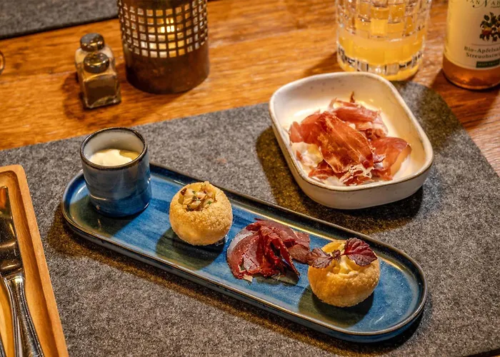 Radisson Blu Senator Hotel, 5*